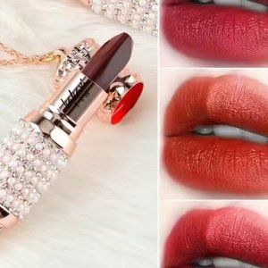 Hi,Lipstick Meet your Posher, Huangping
